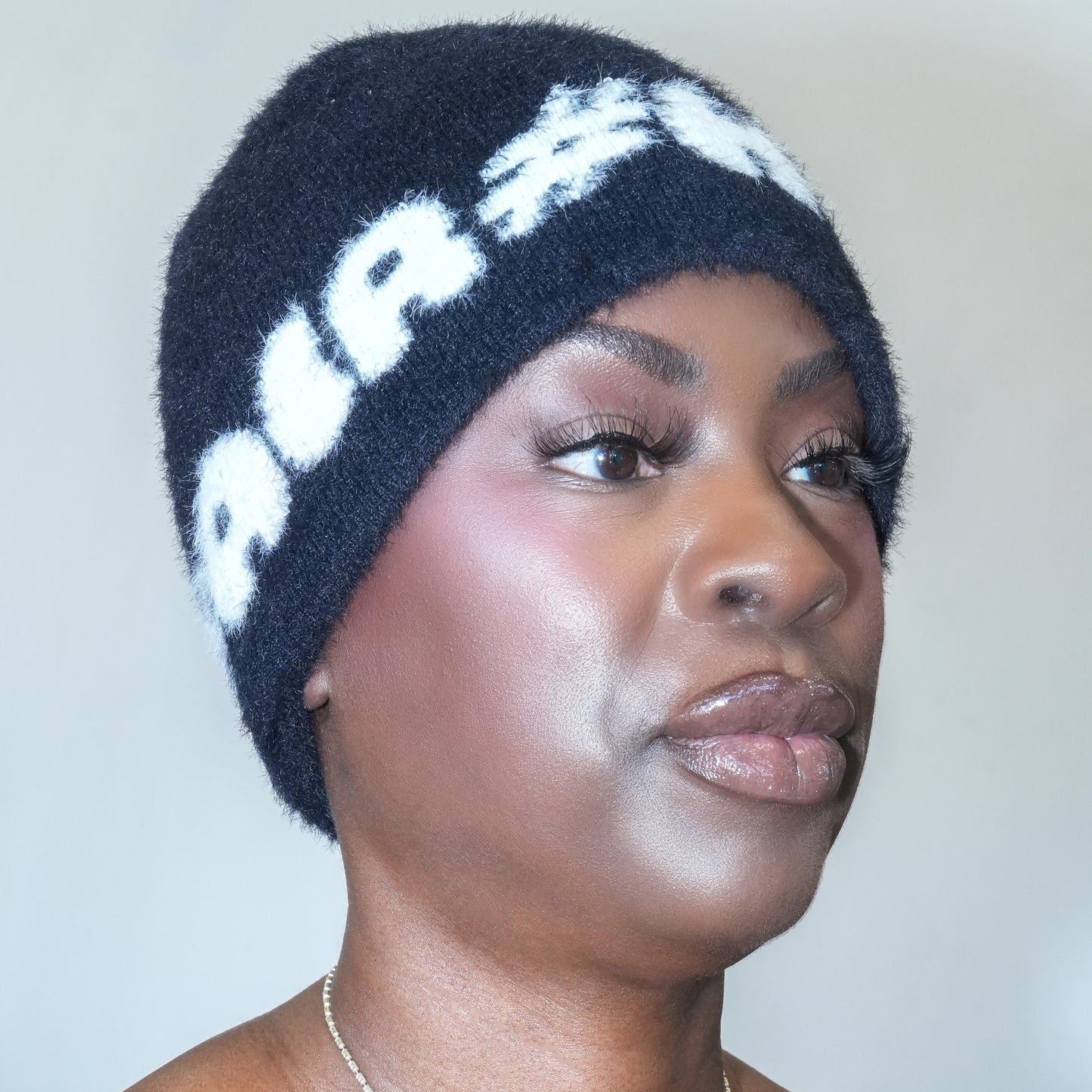 "BEANIE BONET" In White