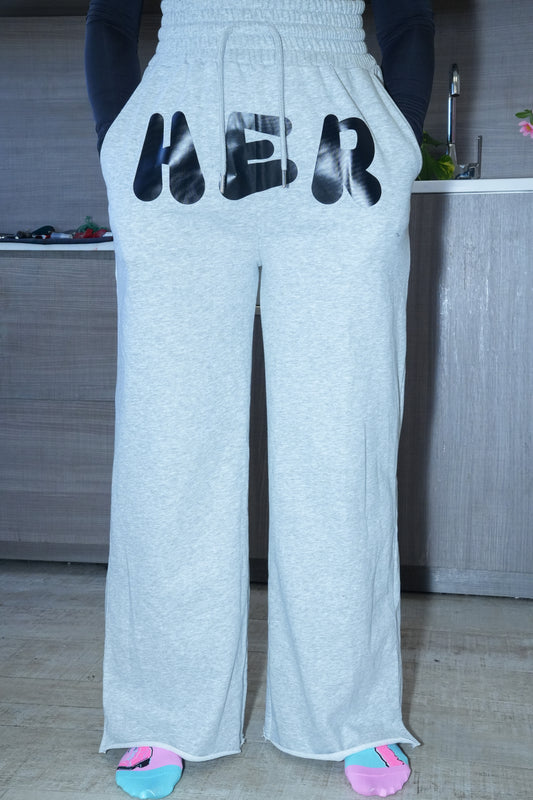 "HERSHORTHAIR" SWEAT PANTS