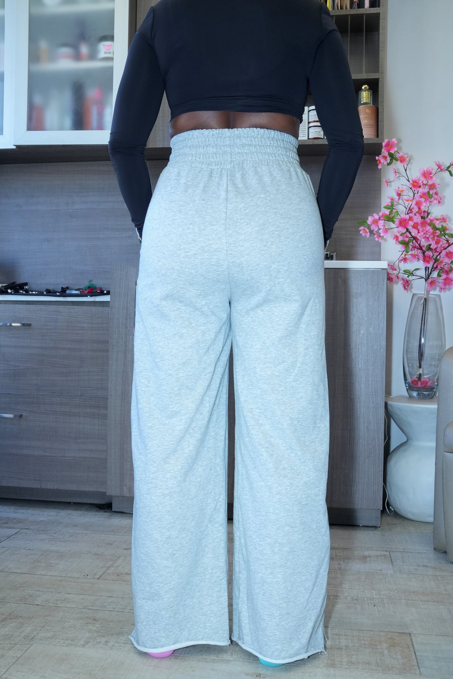 "HERSHORTHAIR" SWEAT PANTS